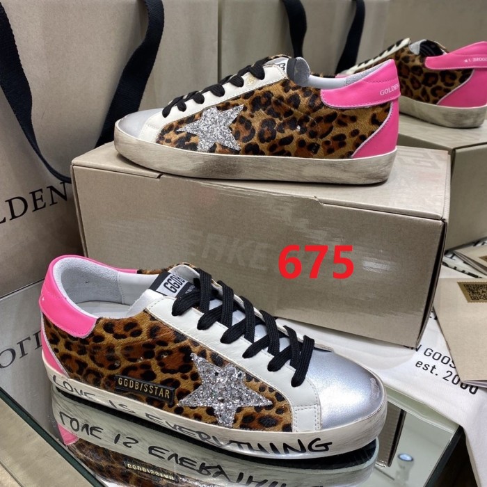 Women's men flat sneaker shoes,  size 35-46, SS110-675