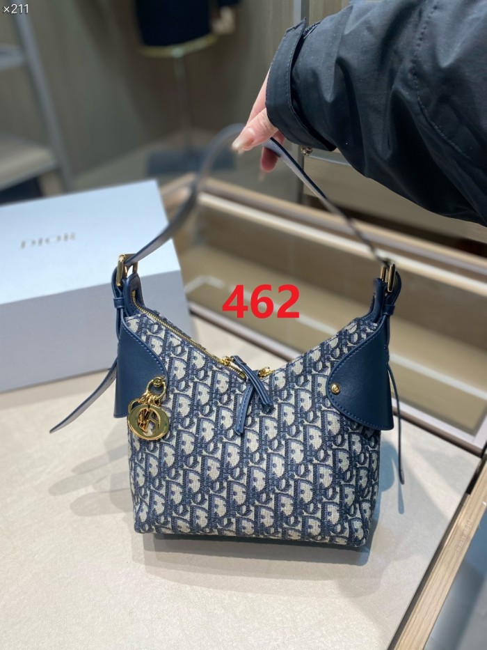 Split leather bag ,4A ,size 21x10x20cm,no box,  B75-462