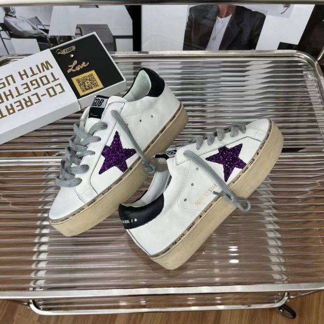 Women's men flat sneaker shoes,  size 35-44, SS110-672
