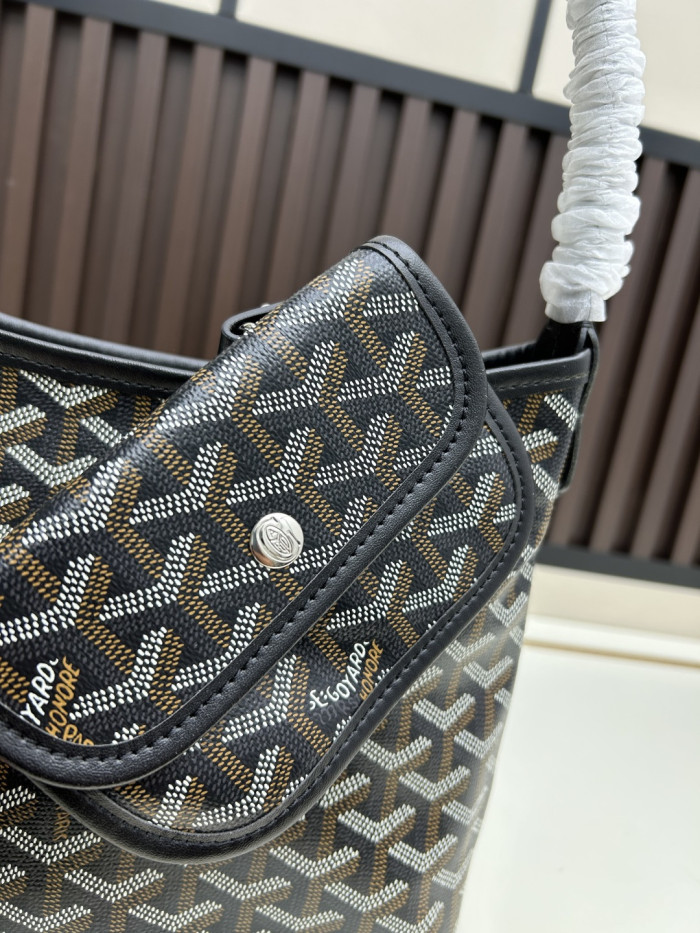 Split leather bag ,4A ,size 26x21x10cm,no box,  B88-404
