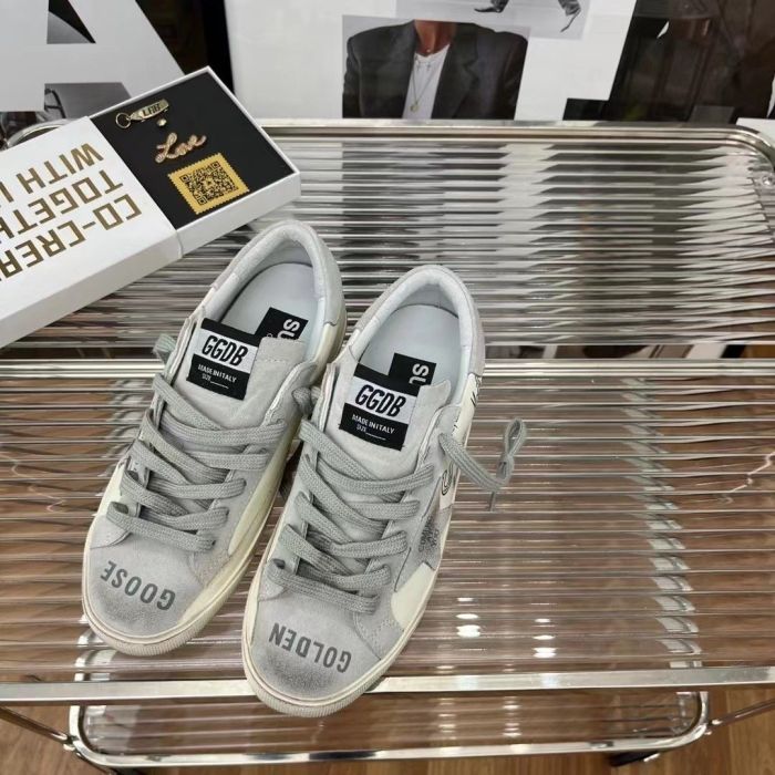 Women's men flat sneaker shoes,  size 35-44, SS110-673