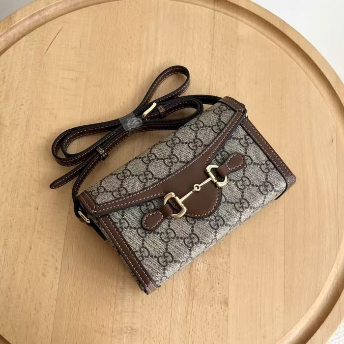 Split leather bag ,4A ,size 18x12x5cm,no box,  B88-401