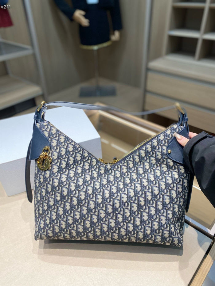 Split leather bag ,4A ,size 36x14x21cm,no box,  B75-466
