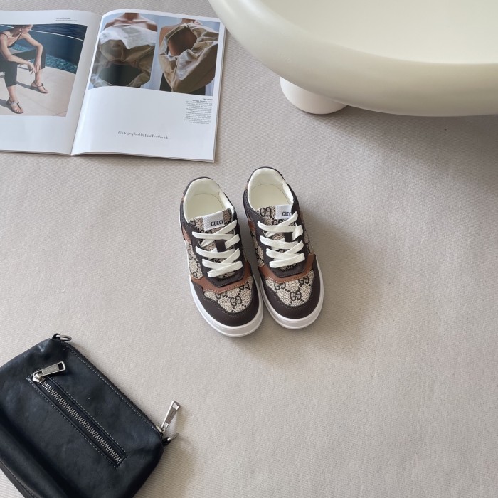 Kid's shoes, with box,size 26-35, SS60-3767