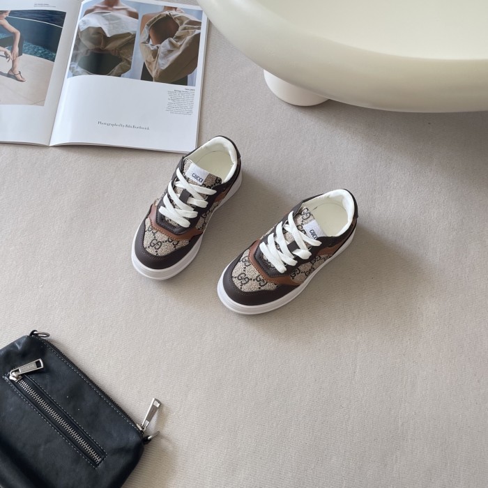 Kid's shoes, with box,size 26-35, SS60-3767