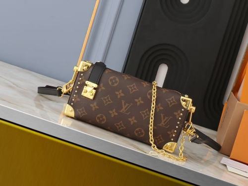 Leather bag ,5A ,size 22x13x4cm,without box,  B88-35