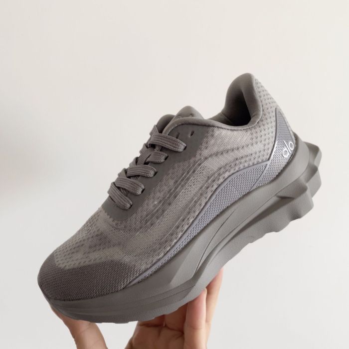 Kid's shoes, with box,size 28-37, SS60-670-675