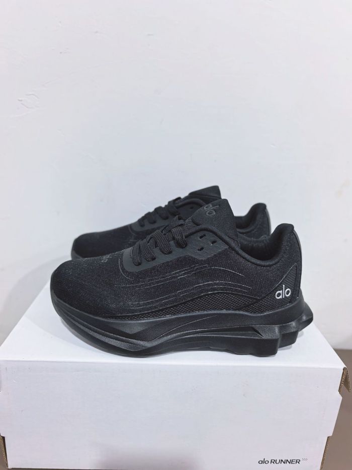 Kid's shoes, with box,size 28-37, SS60-670-675