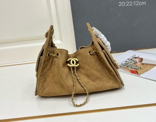 Leather bag ,5A ,size 20*22*12cm,no box,  B110-424