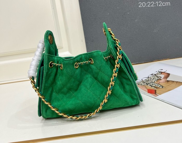 Leather bag ,5A ,size 20*22*12cm,no box,  B110-428