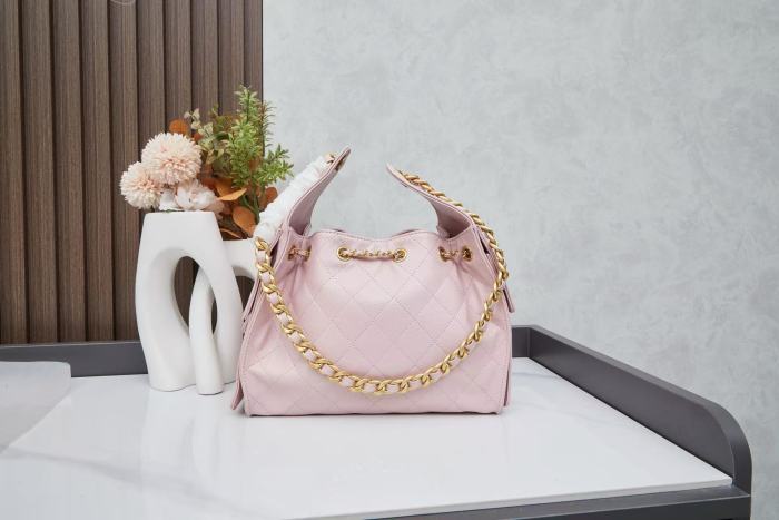 Leather bag ,5A ,size 26*20*14cm,no box,  B110-422