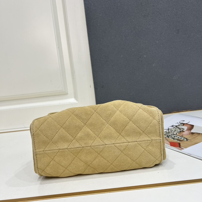 Leather bag ,5A ,size 20*22*12cm,no box,  B110-425