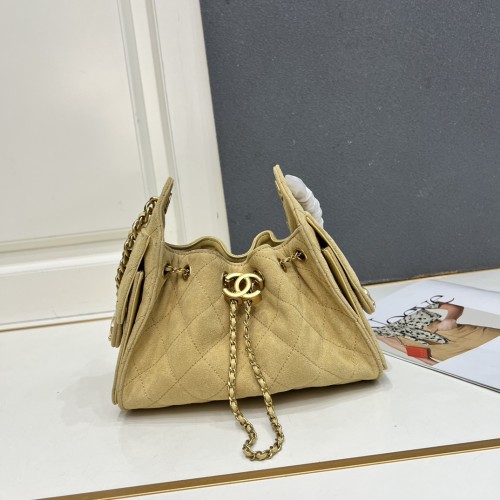 Leather bag ,5A ,size 20*22*12cm,no box,  B110-425