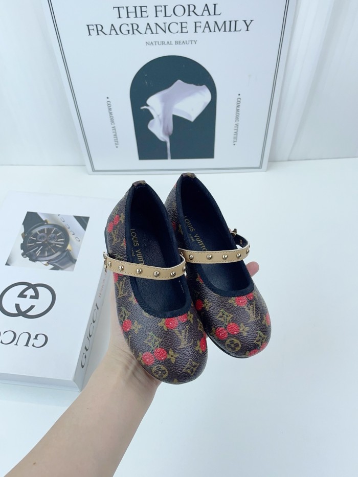 Kid's shoes, with box,size 26-35, SS50-1917-1918