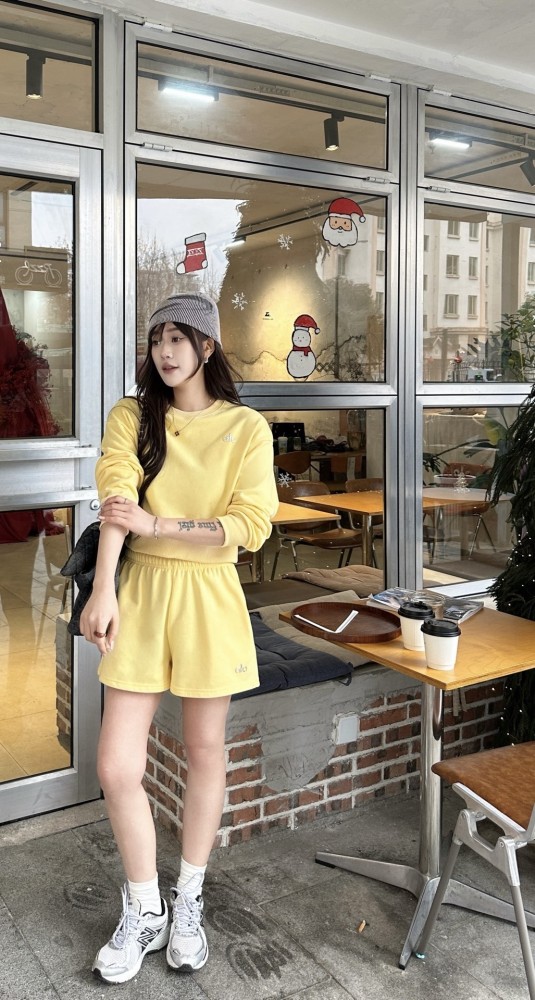 Woman Sports hoodies, sweatpants, shorts clothes ，CL30-193-197