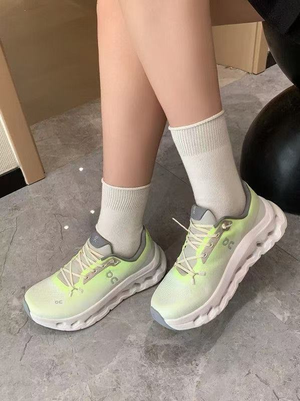 Women and men runner sneaker shoes,  with box,size 36-45，SS70-2329-2342
