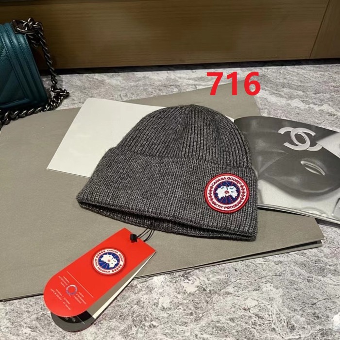Fashion hat for women men ,no box. HX25-712-721