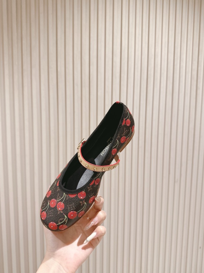 Women's flat shoes, size 35-42, SS50-1958