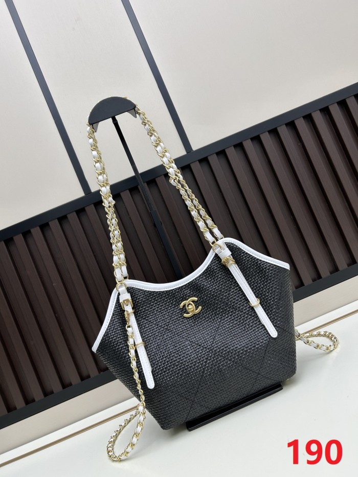Leather and woven raffia bag ,5A ,size 30x20x6cm,  B98-189