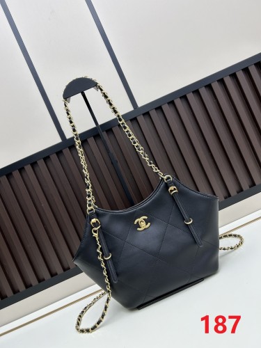 Leather bag ,5A ,size 30x20x6cm,  B98-187