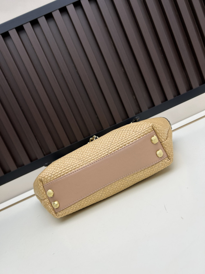 Leather and woven raffia bag ,5A ,size 30x20x6cm,  B98-189