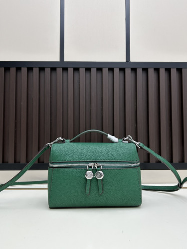 Leather bag ,5A ,size 18.5x12.5x6cm,no box,  B110-432