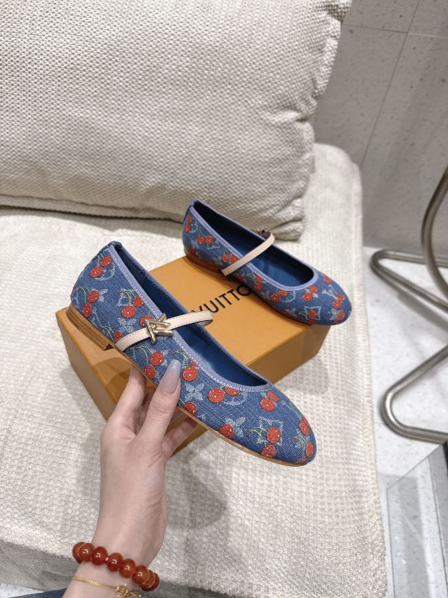 Women's flat shoes, size 35-42, SS50-1957
