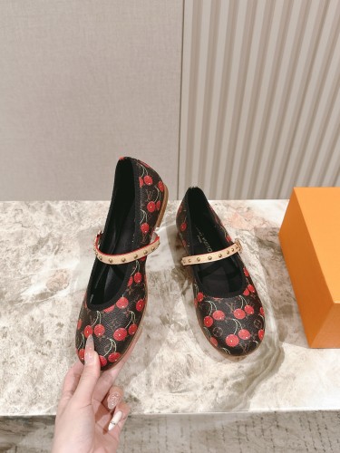 Women's flat shoes, size 35-42, SS50-1958