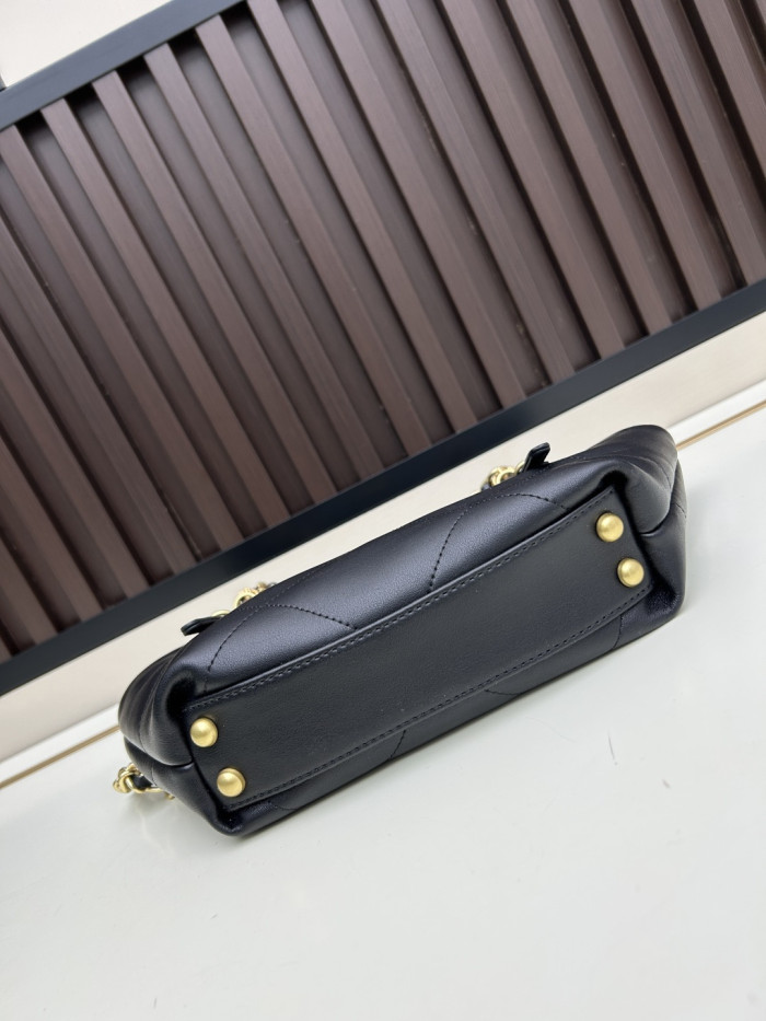 Leather bag ,5A ,size 30x20x6cm,  B98-187