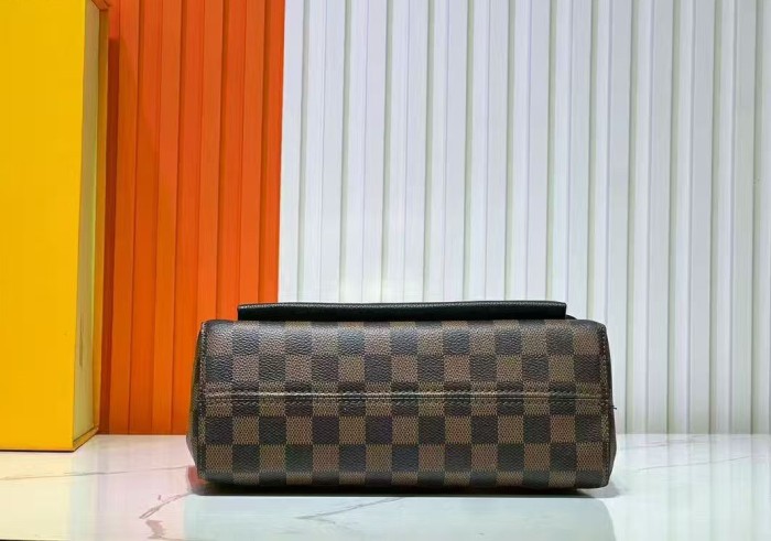 Leather bag ,5A ,size 25x18x10cm,with box,  B80-3