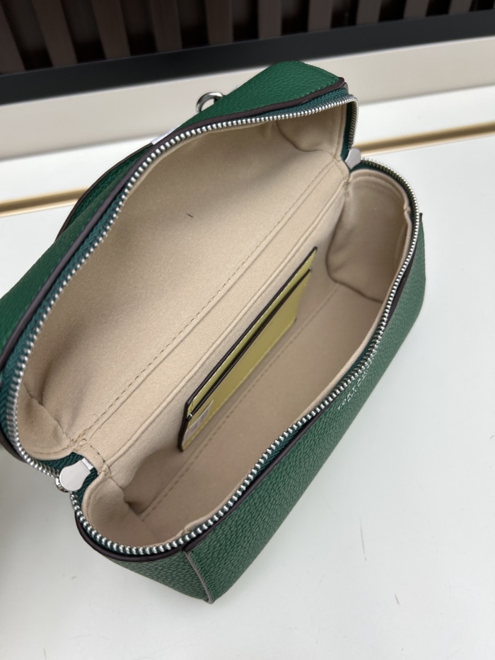 Leather bag ,5A ,size 18.5x12.5x6cm,no box,  B110-432