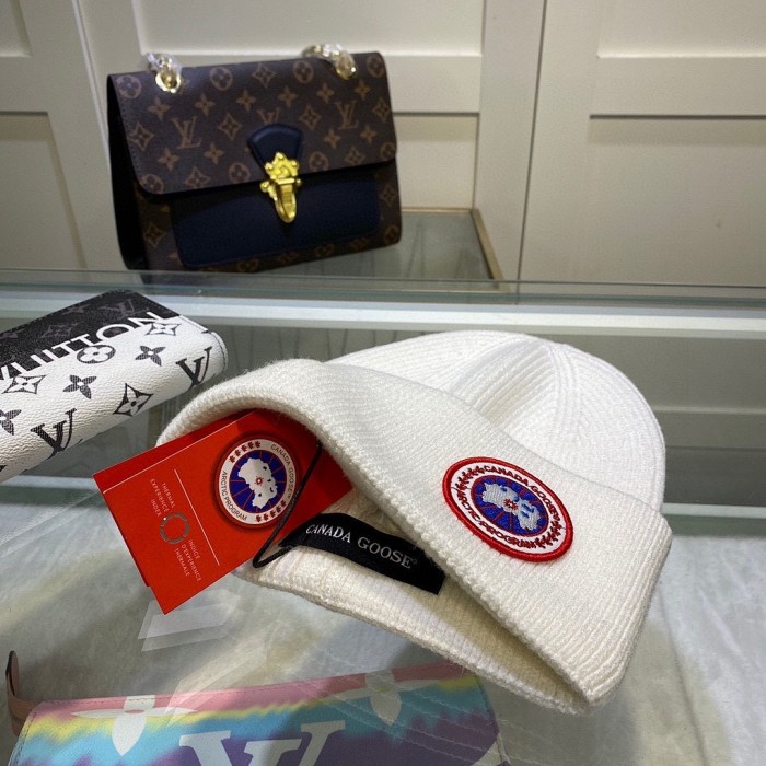 Fashion hat for women men ,no box. HX25-800-804