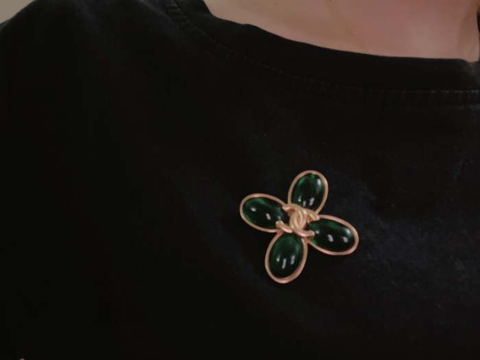 Brooch jewelry ,with box,  J25-257