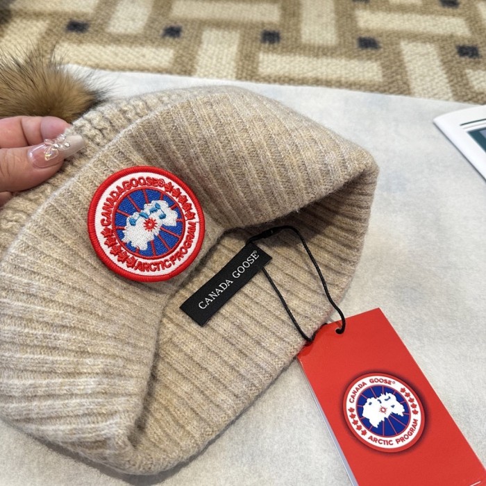 Fashion hat for women men ,no box. HX25-831-835