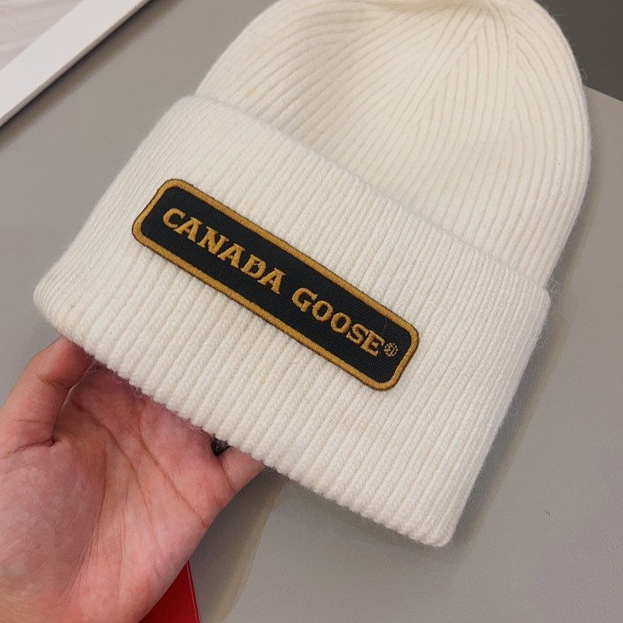 Fashion hat for women men ,no box. HX25-824-830