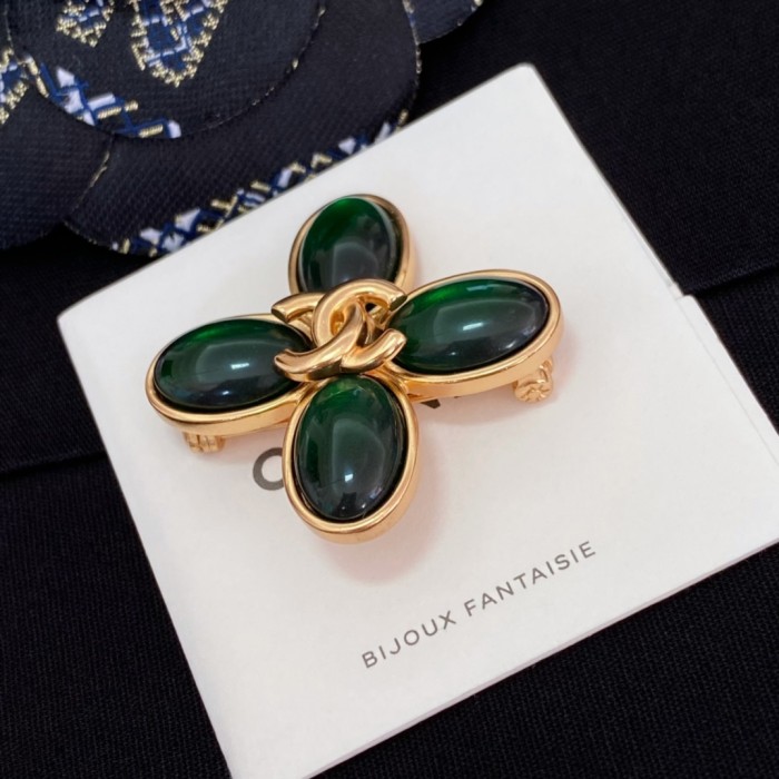 Brooch jewelry ,with box,  J25-257