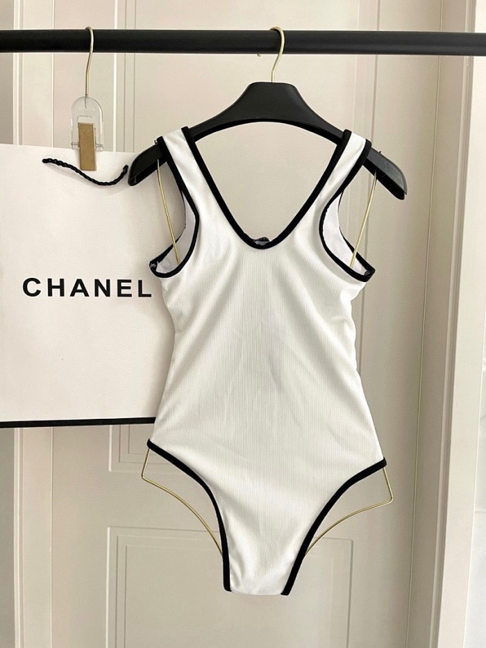 SW25-301,  Ladies' sexy high-end swimsuit