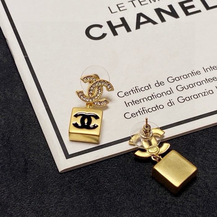 Earring jewelry ,with box,  J25-298