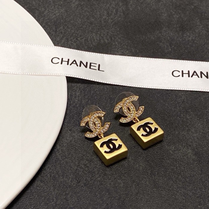 Earring jewelry ,with box,  J25-298