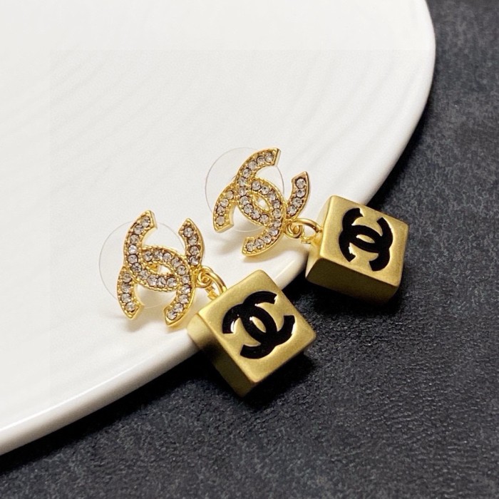 Earring jewelry ,with box,  J25-298