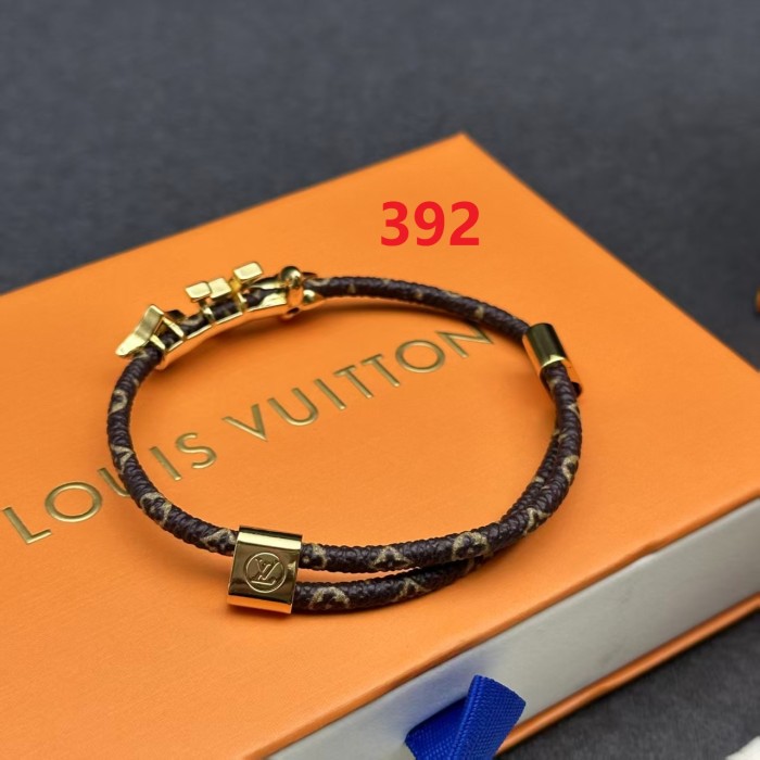 Bracelets jewelry ,with box,  J25-392