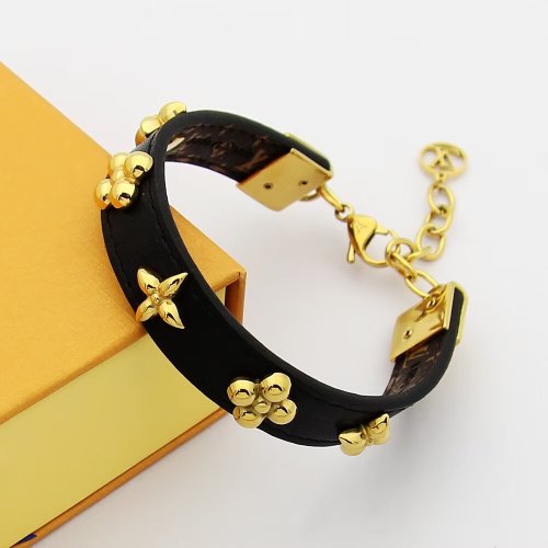 Bracelets jewelry ,with box,  J25-332