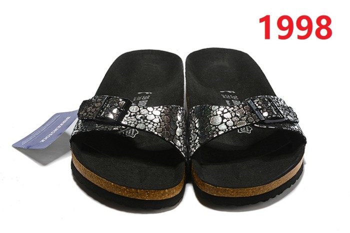 Men women cork vintage beach slippers casual slippers outside,with box,size 35-46, SS50-1997-2000