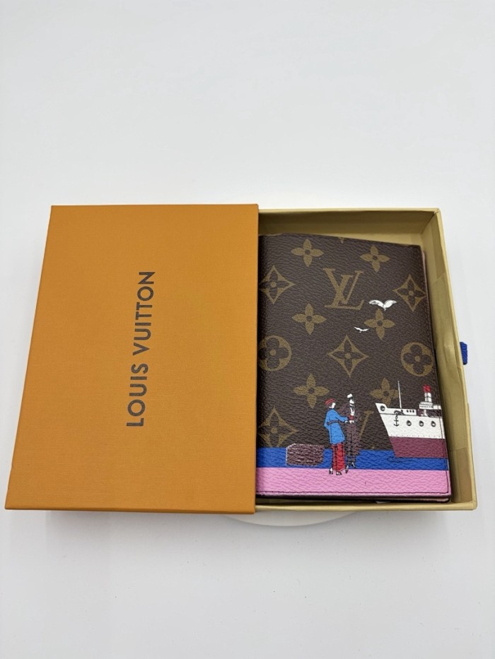 Split leather passport covers,AAAA,with box,size:10*14*2.5cm,B35-268-320