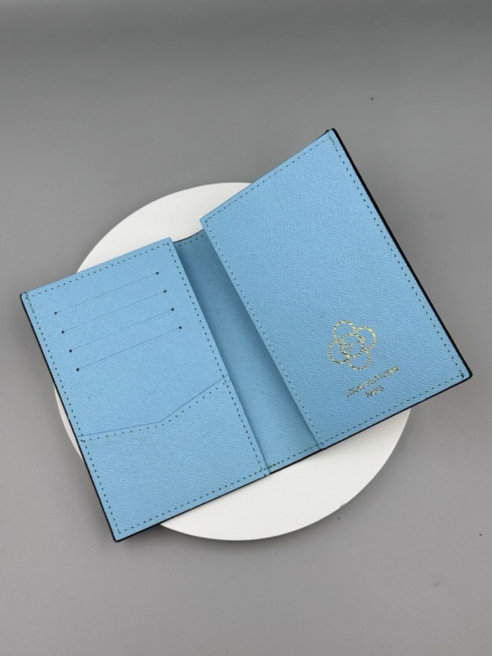 Split leather passport covers,AAAA,with box,size:10*14*2.5cm,B35-268-320