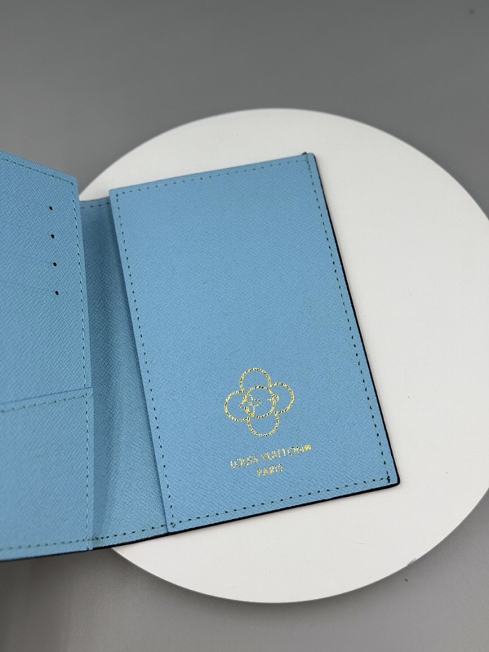 Split leather passport covers,AAAA,with box,size:10*14*2.5cm,B35-268-320