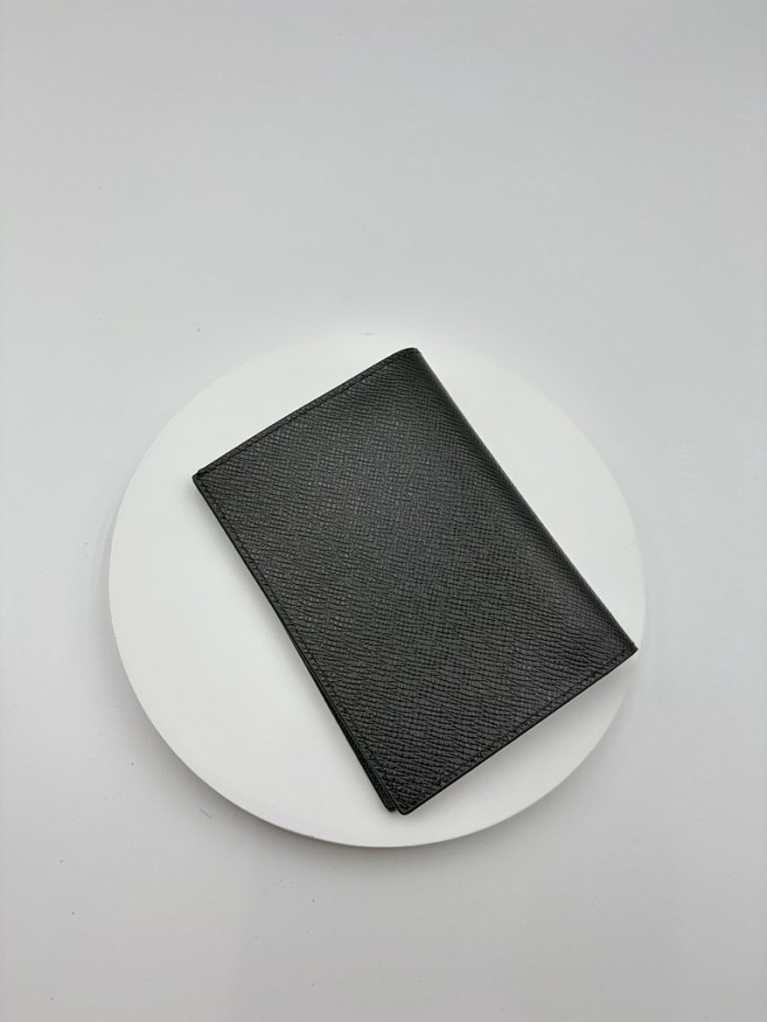 Split leather passport covers,AAAA,with box,size:10*14*2.5cm,B35-321-339