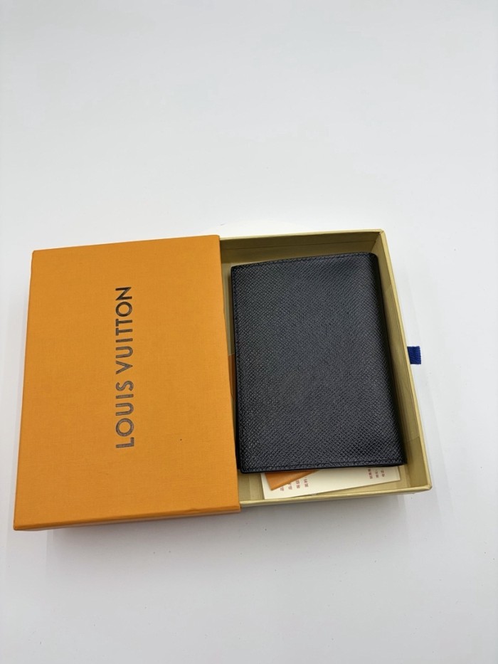 Split leather passport covers,AAAA,with box,size:10*14*2.5cm,B35-321-339