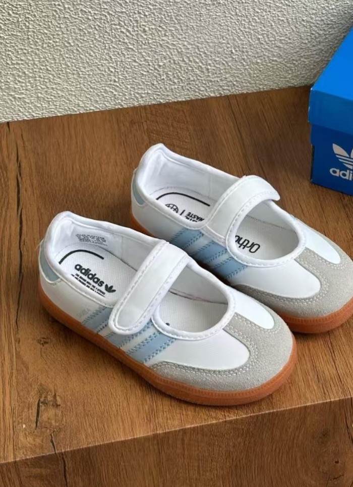 SS35-10-22,  Kid's Retro  sneakers runner shoes, size 22-37,with box