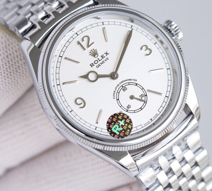 7140 Fully automatic imported mechanical movement watch,Mineral scratch-resistant mirror glass,with box, size 39*9.5mm，WT550-2-10